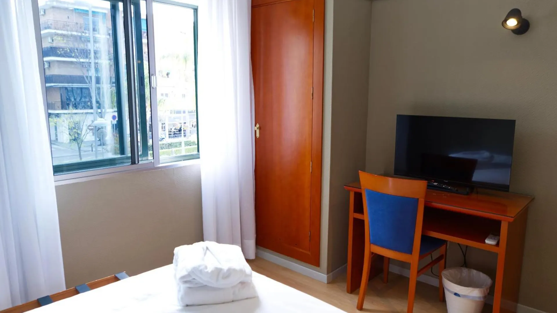 ***  Hotel Ciudad Del Sol Ecija Spain